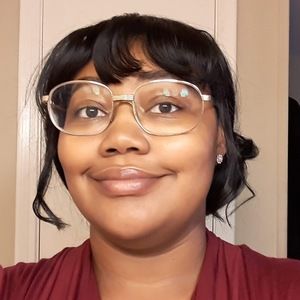 Meet your Posher, Reona